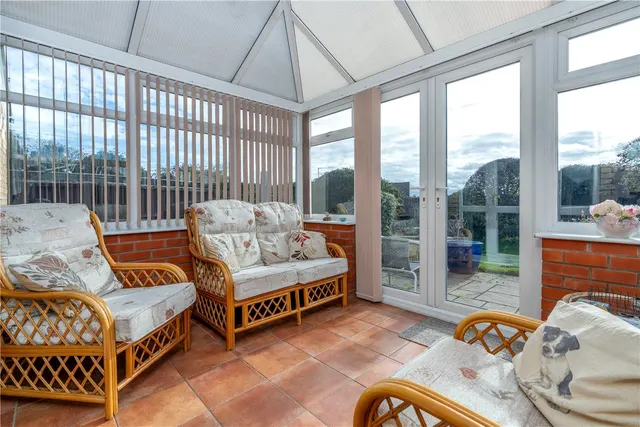 Priory Way, Sleaford, NG34, photo 3