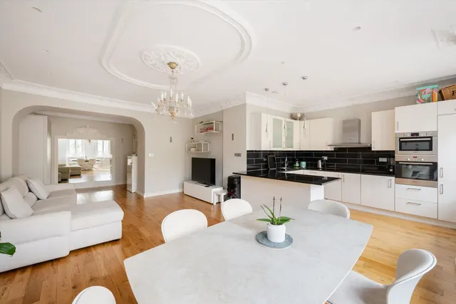 Westbourne Terrace, London, W2, photo 2