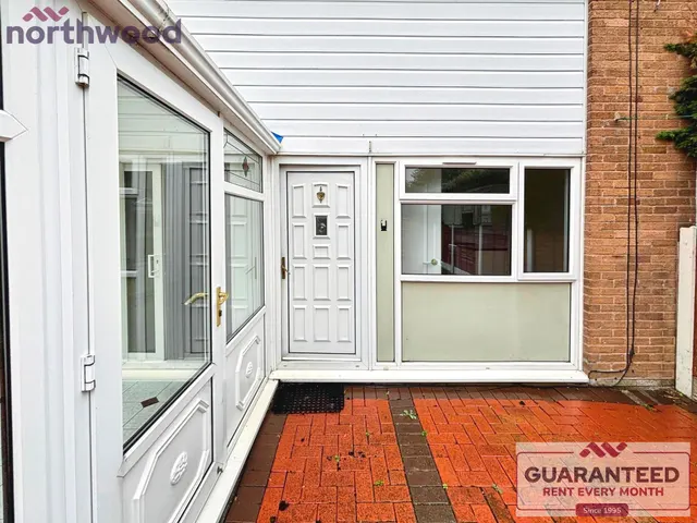 Dinas, Acrefair, LL14, photo 3