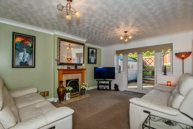 Collings Avenue, Worcester, WR4, photo 2