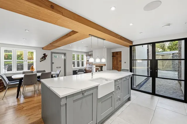 Photo 2 — New Road, Prestbury