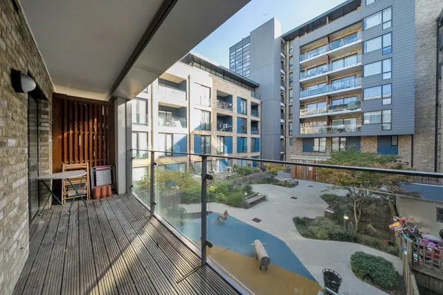 Boundary Lane, SE17, photo 2