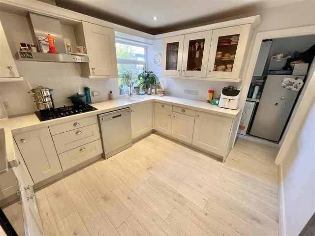 Reynolds Mews, Wilmslow, SK9, photo 3
