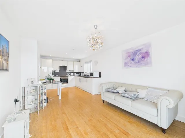 Keymer Avenue, Peacehaven, BN10, photo 2