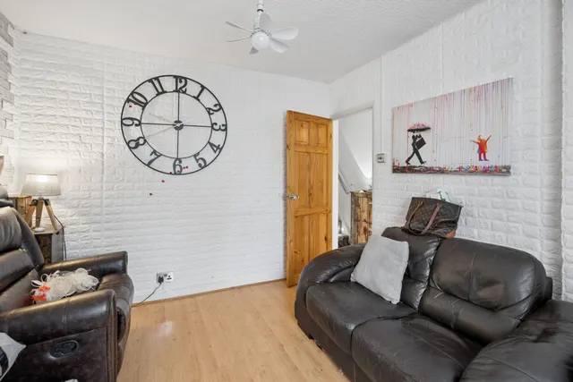 Sandringham Road, Watford, WD24, photo 3