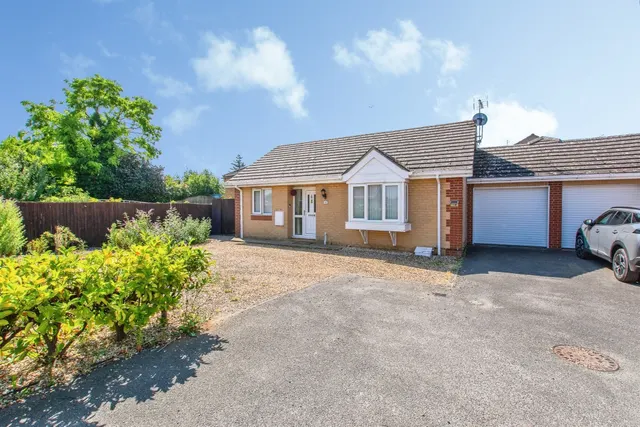 Petts Close, Wisbech, photo 1