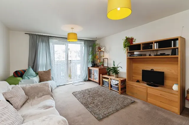 Photo 3 — Station Court, 105-107 Ambleside Drive, Southend-on-Sea, Essex, SS1