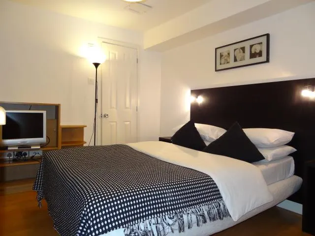 Mabledon Place, Bloomsbury, WC1H, photo 2