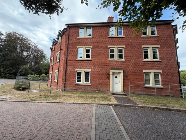 Tidcombe Walk, Tiverton, photo 1