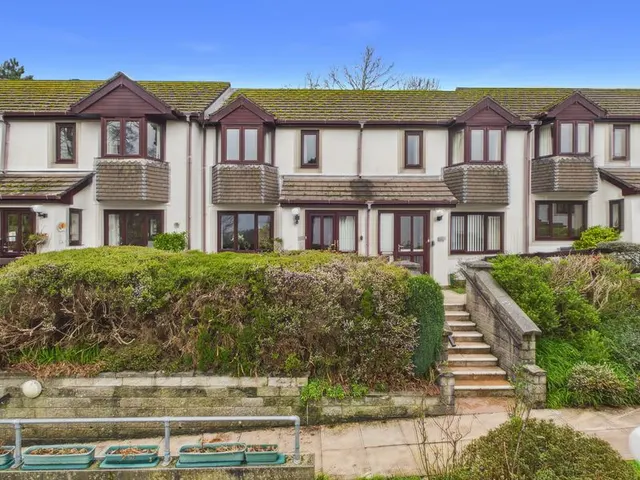 Penhaligon Court, Truro, photo 1