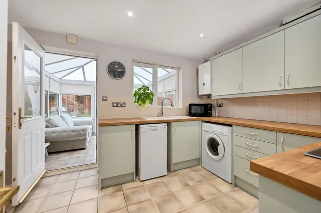 Normanton Drive, Oakham, LE15, photo 3