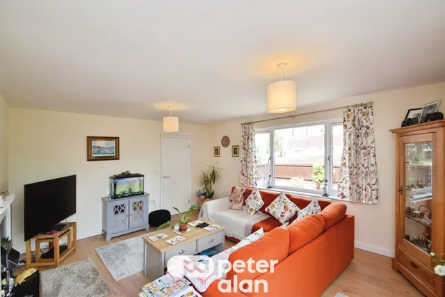 Somerset Road, Monmouth, NP25, photo 2