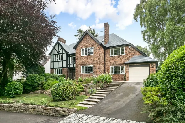 Macclesfield Road, Prestbury, SK10, photo 1