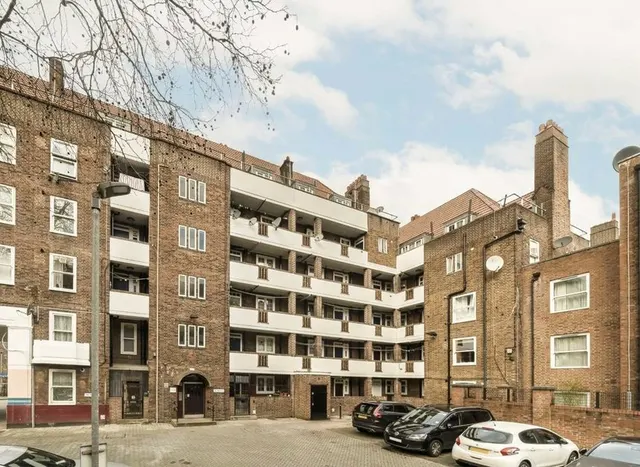 Stamford Hill, Stoke Newington, N16, photo 1