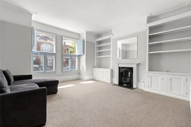 Drakefield Road, London, SW17, photo 1