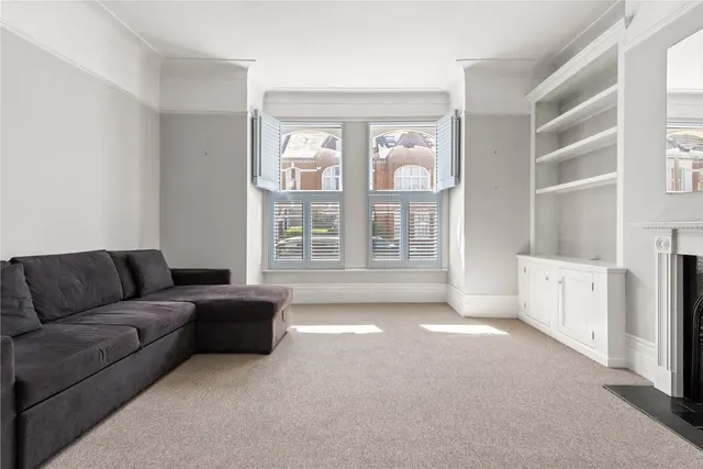 Drakefield Road, London, SW17, photo 3