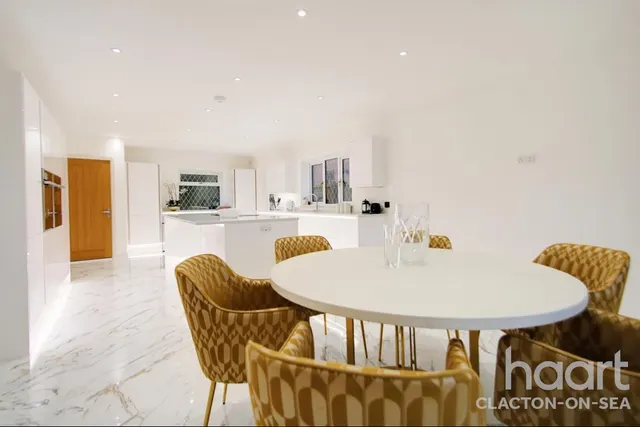 Naze Park Road, CO14, photo 1