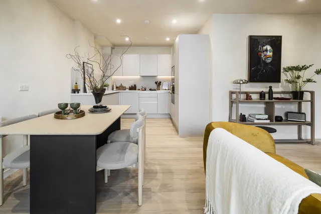 Flat 143, Marble House, Hayes, photo 1