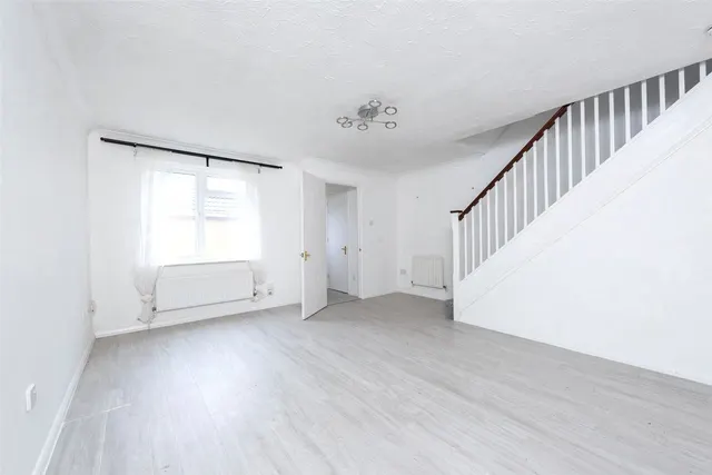 Photo 3 — Derry Close, Ash Vale, Guildford, Surrey, GU12 5SR