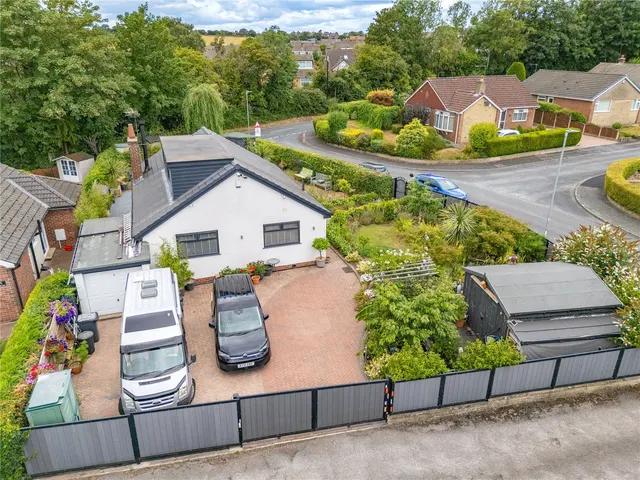 Long Lane, Barwick in Elmet, LS15, photo 1