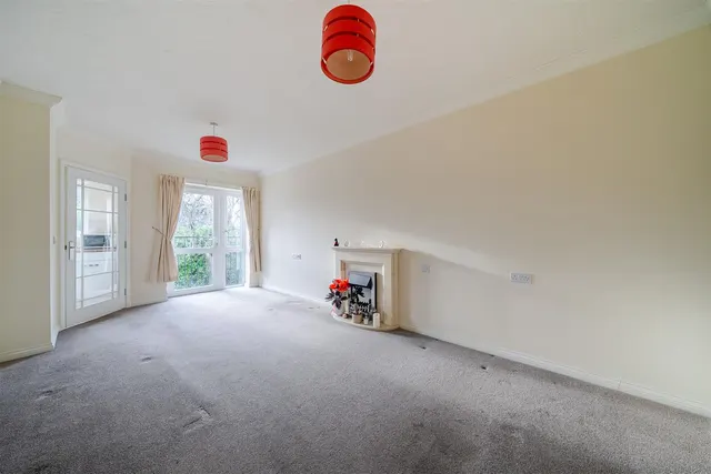 Hoole Road, Chester, CH2, photo 3