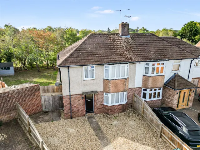 Beverley Road, Tilehurst, RG31, photo 1