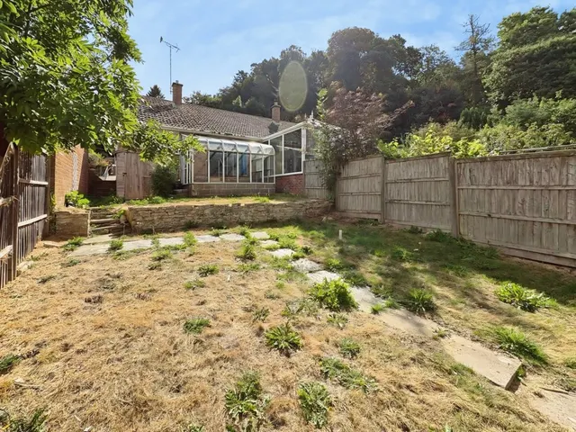 Photo 2 — Alder Grove, Yeovil
