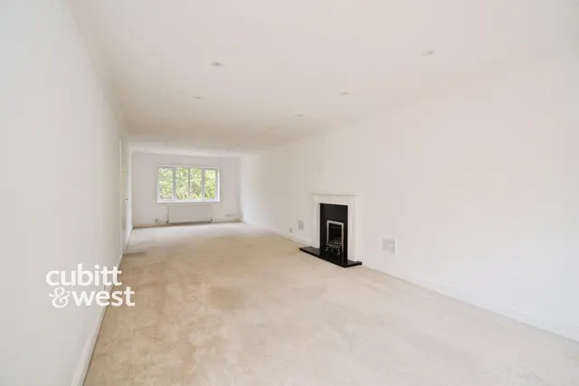 Loxford Road, Caterham, CR3, photo 3