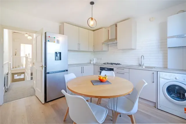 Photo 3 — Brenthurst Road, Dollis Hill, London, NW10