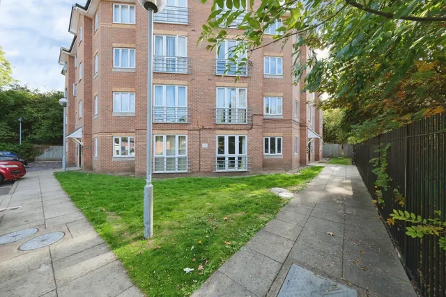 Marmion Road, Nottingham, NG3, photo 3