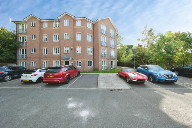 Marmion Road, Nottingham, NG3, photo 1