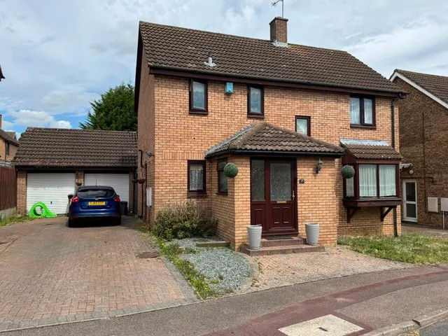 Snowford Close, Luton, LU3, photo 1