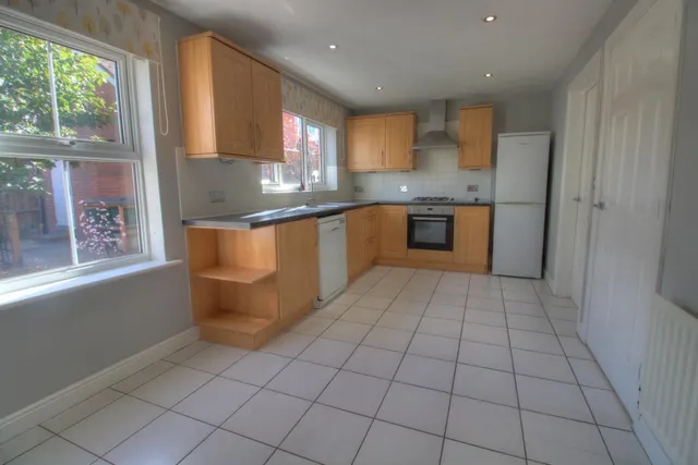 Pryor Close, Reading, RG31, photo 3