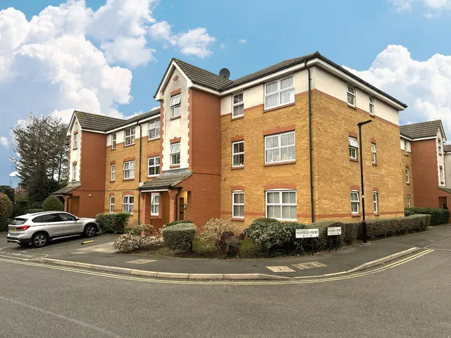 Nuffield Court, Old Park Mews, TW5, photo 1