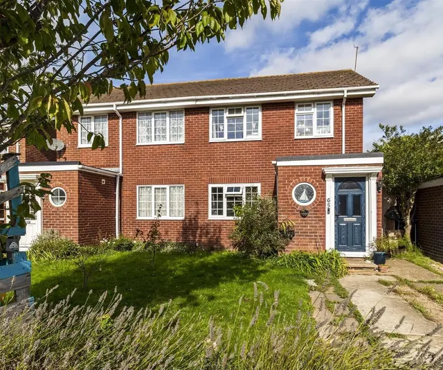 Southfields Road, Littlehampton, photo 1