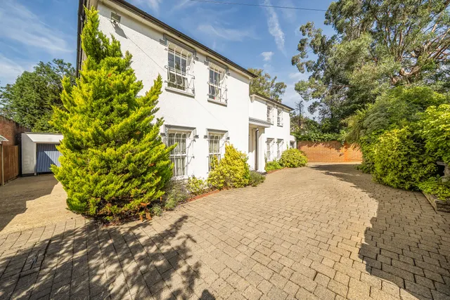 Photo 2 — Loudon House, Woodhall Drive, Pinner