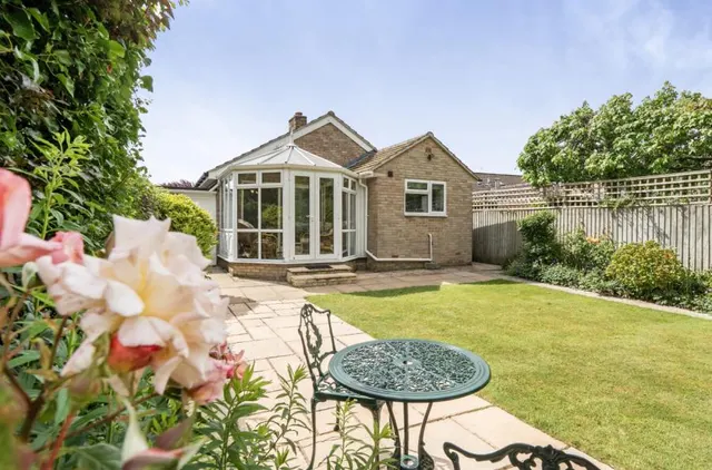 Brasenose Drive, Kidlington, OX5, photo 1