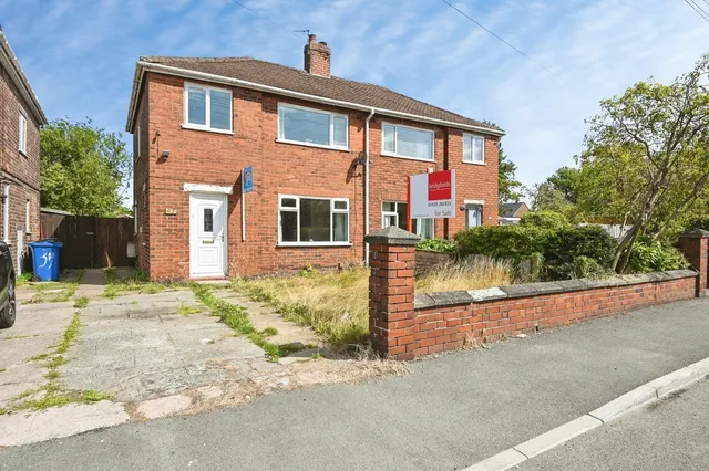 Laburnum Road, Lowton, Warrington, Greater Manchester, WA3, photo 1