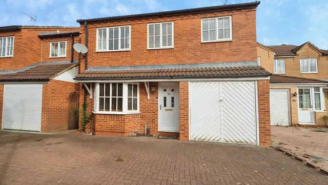 Bennetts Court, Yate, BS37, photo 1