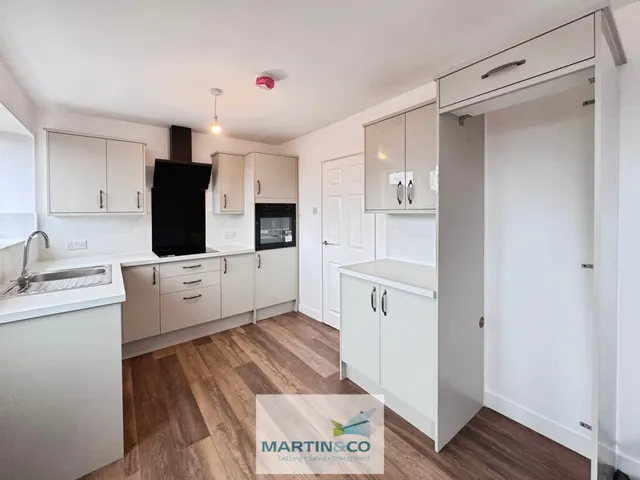 Wythburn Road, Newbold, S41, photo 2