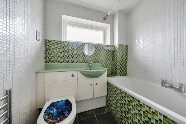 Boxted Close, Luton, LU4, photo 3