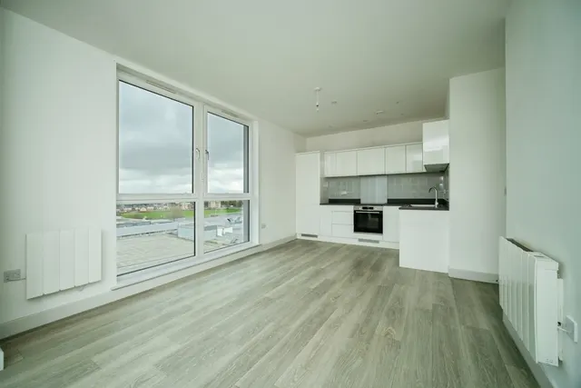 The Ring, Bracknell, RG12, photo 2