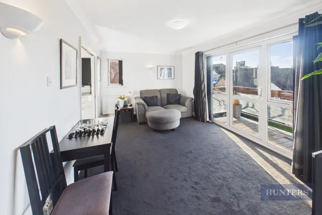 Pacific Close, Southampton, SO14, photo 3