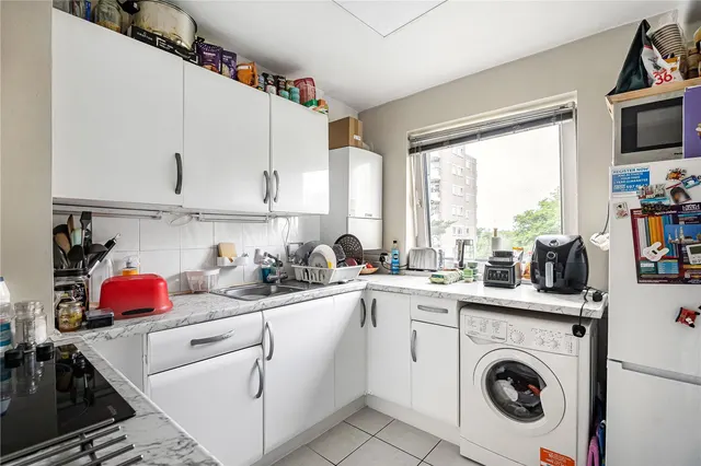 Norley Vale, London, SW15, photo 2