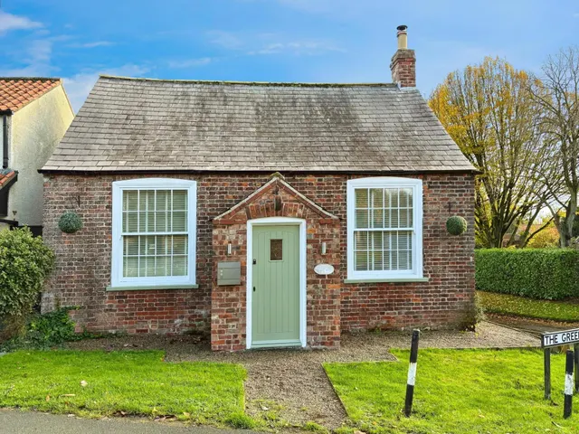 The Green, Driffield, YO25, photo 2