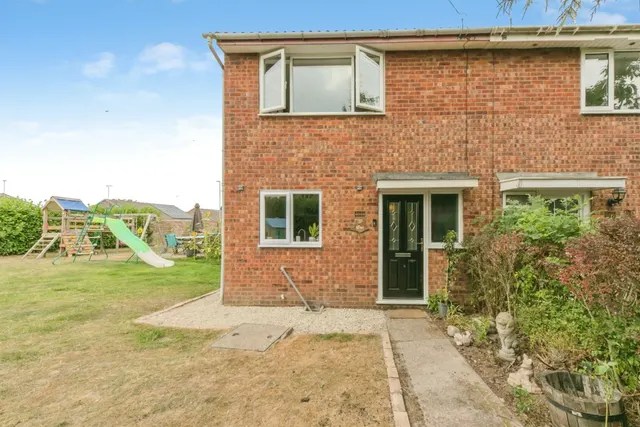 Oak Close, Uttoxeter, photo 1