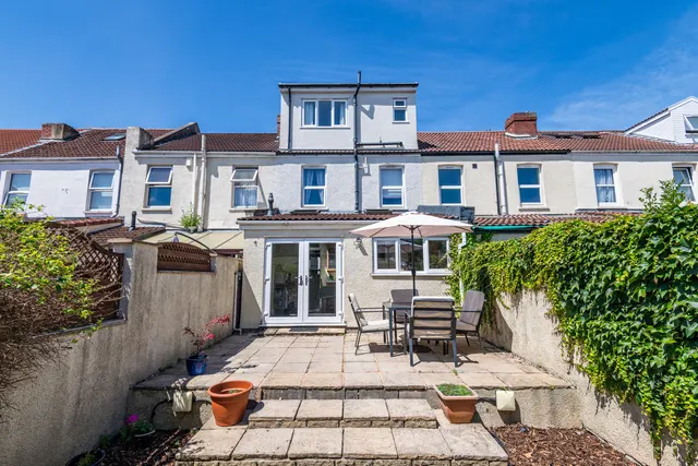 Photo 3 — Grove Park Road, Brislington, Bristol, BS4 4JJ
