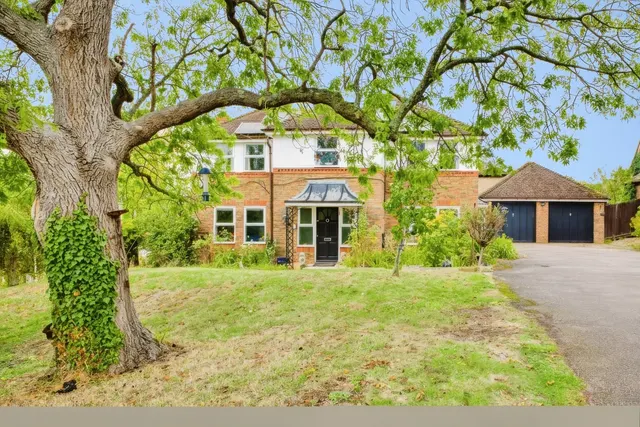 Colonial Drive, Northampton, NN4, photo 1