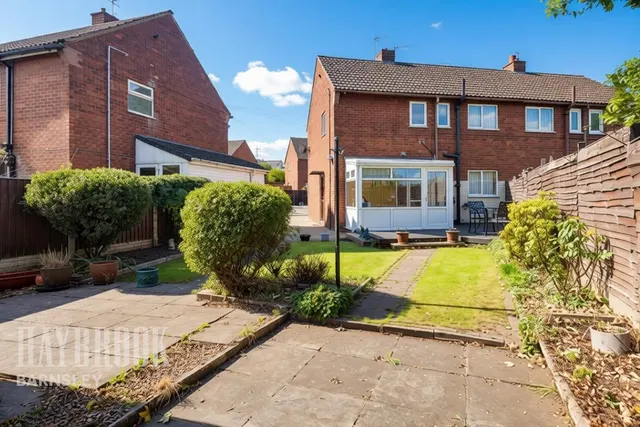 Moorbridge Crescent, Brampton, photo 2