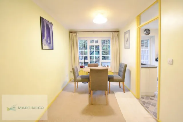 Rembrandt Way, KT12, photo 3